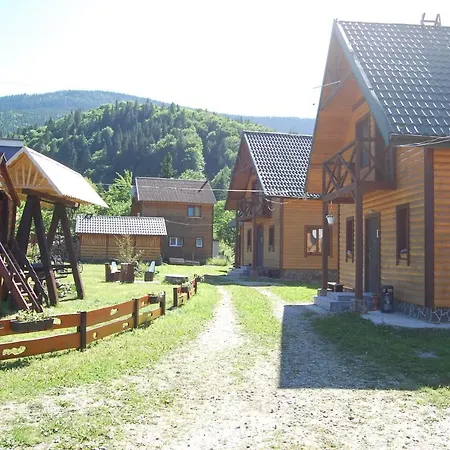 Моя Оселя Lodge
