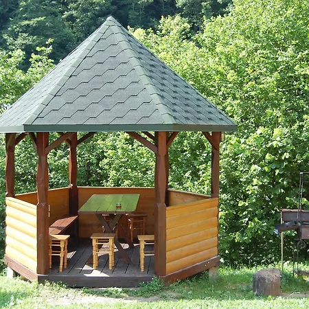 Lodge Моя Оселя *